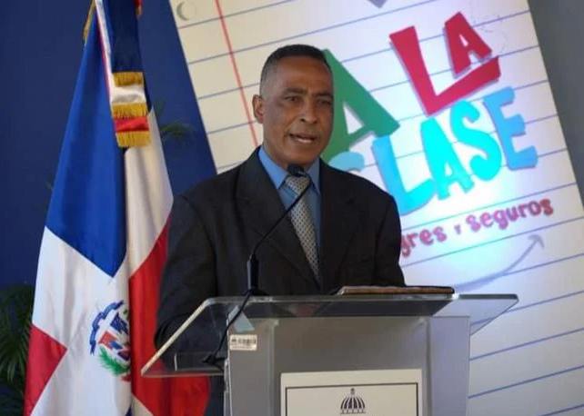 Padres y Amigos de la Escuela llama a la ADP a convocar inicio de ...